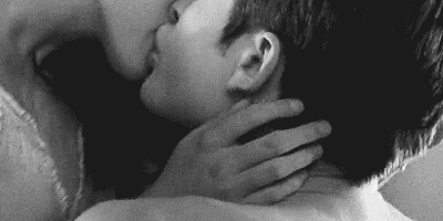  photo kiss5bysb_zps8ef5e686.gif