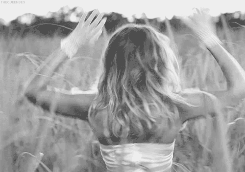  photo tumblr_mqb4pmb8M61sbydgwo1_500_zps8d29b2e9.gif