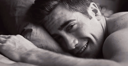 photo jake-gyllenhaal-santa-dance-hat-jarhead-hot-naked-jock-ass-eyes-beard-donnie-darko-brokeback-mountian-birthday-32-03_zpsb185f0f3.gif