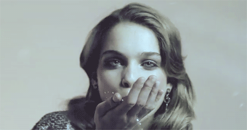  photo tumblr_ljwgspEmzP1qigibdo1_500_zps853e5a59.gif