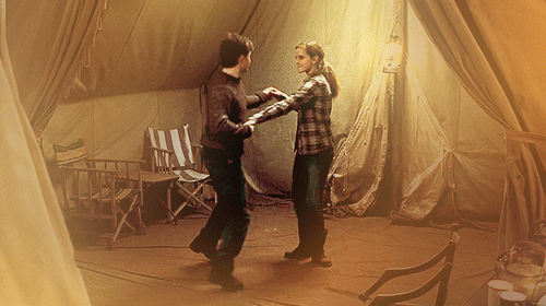  photo tumblr_m506vixgy41qj3ir1.gif