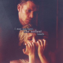 photo -Klaroline-I-m-yours-by-The-Script-klaus-and-caroline-34342743-245-245.gif