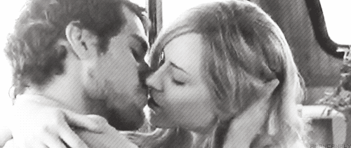  photo tumblr_myt572oUtF1rei3gfo5_500_zps5f71c7d1.gif