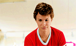  photo tumblr_n6tiem9ZdX1tyaj9oo1_250_zpsa4d925a6.gif