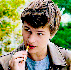  photo tumblr_n43hbtg1Zy1svo88ao4_250_zps0d3a1996.gif