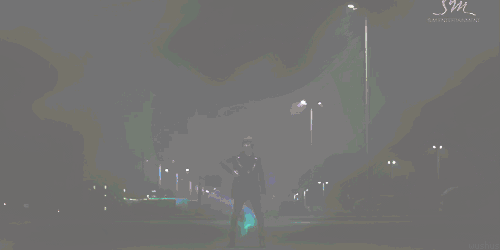 icarusthesupernaturalpig:<br /><br />carry-on-my-jingle-butt:<br /><br />gayseal:<br /><br />How to come out to your parents.<br /><br />I bet this is what Balthazar’s wings look like.<br /><br /><br />