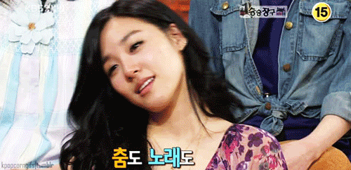 girl flips hair photo: flips hair tumblr_lxq4mmdJ181r8xm7po1_500.gif