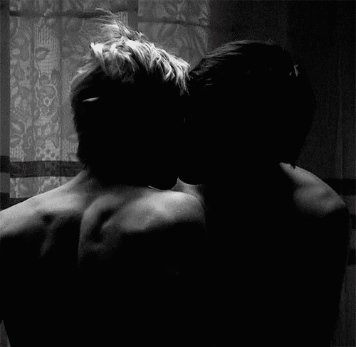 Gay Kiss photo giphy_zpse834af9f.gif