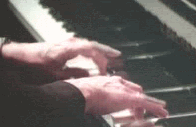 play piano photo: Piano piano.gif