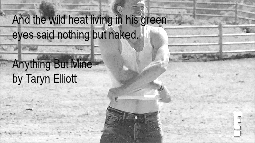  photo oie_hOpNzPVy4TuH_zpssoj2exhq.gif