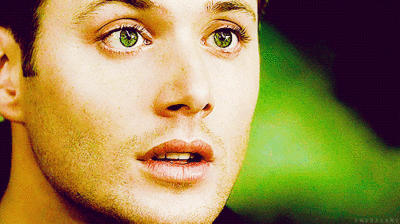 dean winchester photo: Dean puppy eyes Deansadorablegreenpuppieseyes.gif
