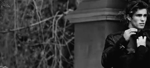 photo tumblr_lx5ypo2TmH1qfm8bso1_500.gif