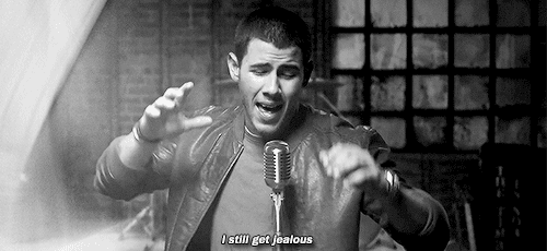photo nick-jonas-performs-the-song-jealous-and-pays-homage-to-the-movie-big-at-the-same-time_zps36akghnm.gif