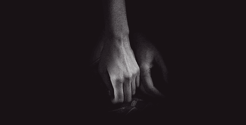 couple photo: Couple Hands tumblr_m8mvr0GqD91r4or01o1_500.gif