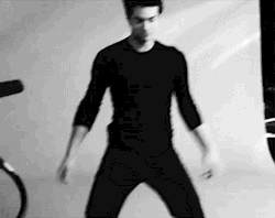 tumblr_nk99lsLIdd1u9etngo2_250