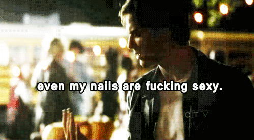  photo Sexy-nails-the-vampire-diaries-tv-show-24714594-499-275_zpsepe0yj2j.gif