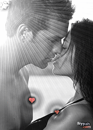 a couple kissing in love photo: Couple in Love 00xt054sNaj.gif