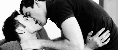  photo tumblr_inline_mge9juA85I1rt2432_zpsxmgiuat7.gif