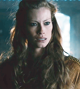 Aslaug before slap