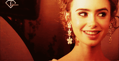 LC photo tumblr_lr6vg3nLgU1qmaslp.gif