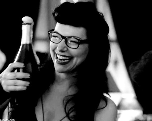  photo alex-vause-giphy-9_zps5xcxiufp.gif