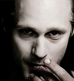 lick fingers photo: Eric promo lick fingers tumblr_lxow4jN8Y91qa1rooo2_250.gif