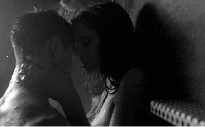  photo huckariashower_zpszuzzqcly.gif