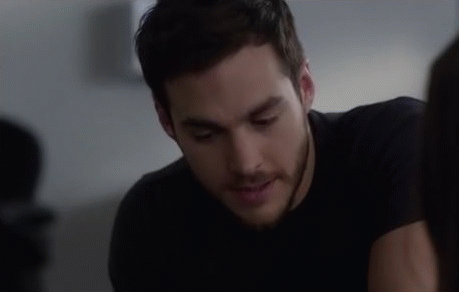 Bildergebnis für jake riley the containment gif