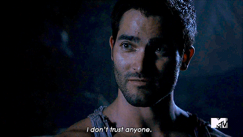 Afbeeldingsresultaat voor I don't trust gif