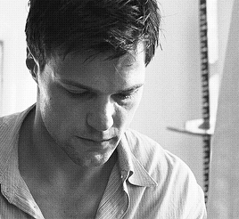 tumblr_ny6ls3J3Ak1r3wsyqo1_400