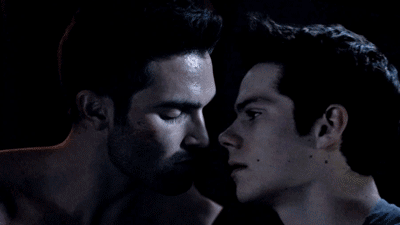 tumblr_static_tumblr_static_4zz5x17mcs8w04swoc0048sc8_640.gif (400Ã—225)