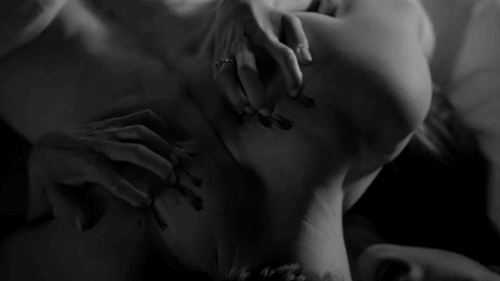 Image and video hosting by TinyPic