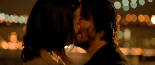 john wick kissing gif - Google zoeken