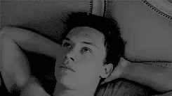 tumblr-b7ac48476be79ca6b9bc515a7f7b83ab-849d6e12-250