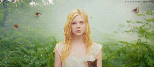 elle fanning butterfly gif | Elle fanning maleficent, Elle fanning, Aesthetic gif