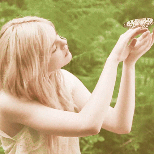 Elle Fanning Beautiful GIF - ElleFanning Beautiful Butterfly - Discover & Share GIFs