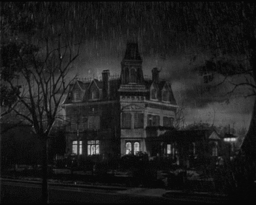 haunted-house-with-lightning-gif.gif