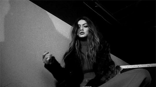 162 images about Gigi Hadid GIF 🌙♥️ on We Heart It | See more about gif, gigi hadid and model
