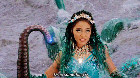 thistributeisonfire - China Anne McClain as Uma - Descendants...