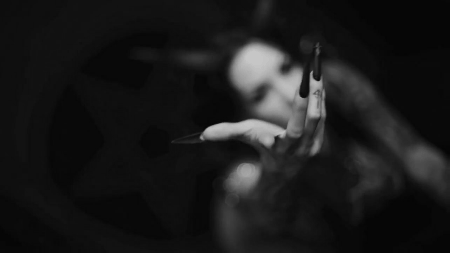 tumblr-2f84080afd1913141996cbf1d2899fa7-0b8c5aa4-500