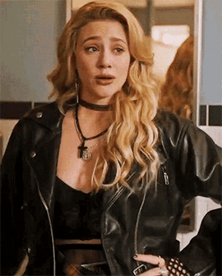 Lili Reinhart GIF - Lili Reinhart - Discover & Share GIFs