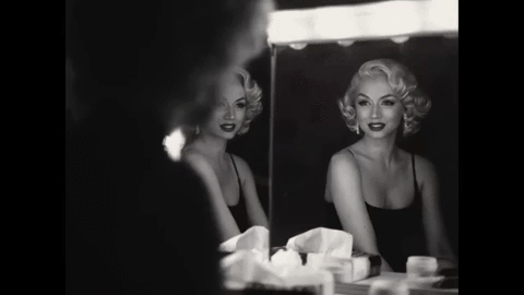Marilyn Monroe Blonde