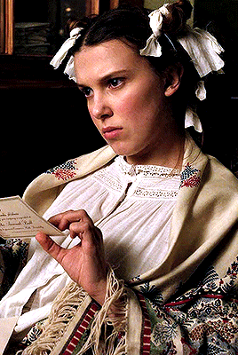 Pensativa-Desconcertada