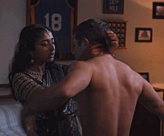 Roll the tape: How it started and how it ended : r/Neverhaveievertvshow