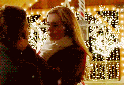 Beso-mientras-cae-nieve