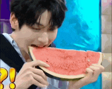 Soobin Watermelon Soobin Eater GIF - Soobin watermelon ...
