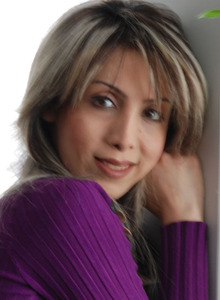 azi khanoomi