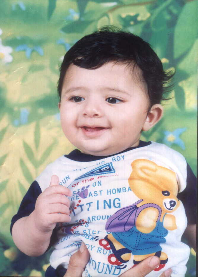 Goodreads profile picture for @momin