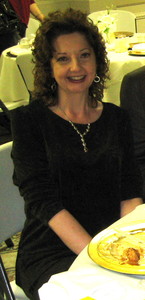 Cynthia Akers