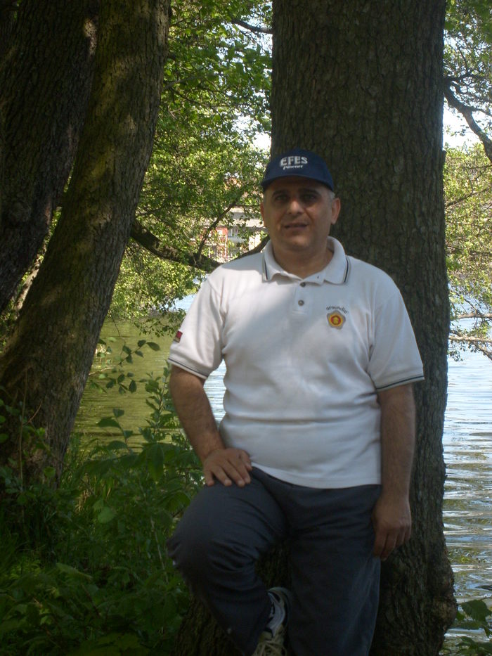 Goodreads profile picture for @vacuum